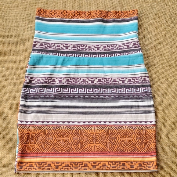Form fitting skirt (stretch) - Picture 1 of 4